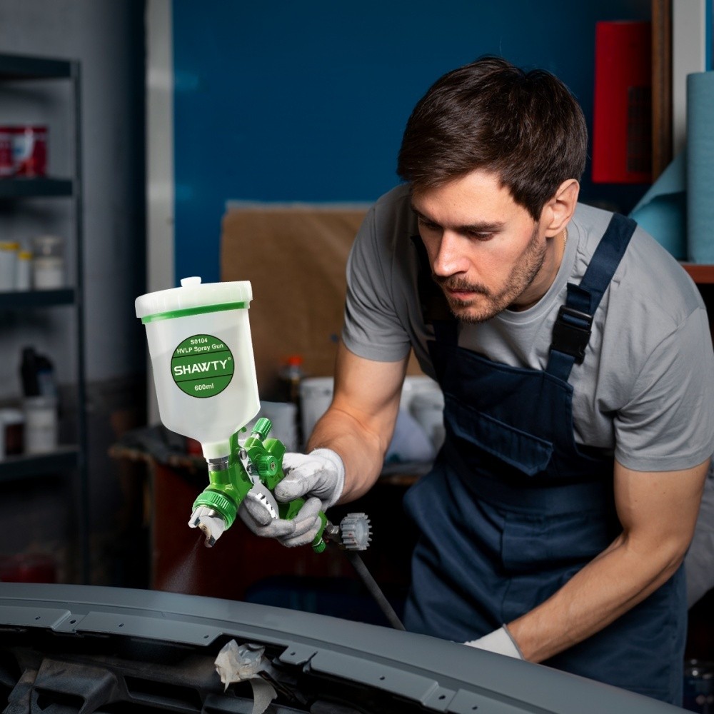 Shawty S0104 HVLP Spray Gun – 1.4/1.7/2.0mm Nozzles, 600CC Canister, 1/4" Air Connection